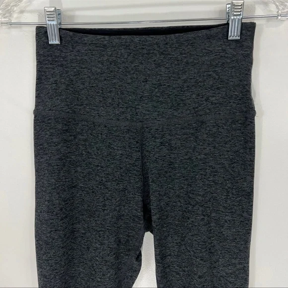 Beyond Yoga Spacedye Pedal Pusher High Waisted Legging Black Charcoal Medium - Picture 2 of 9